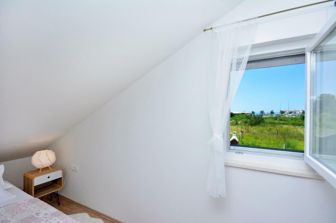 House "River And Sea" Podstrana Exterior foto
